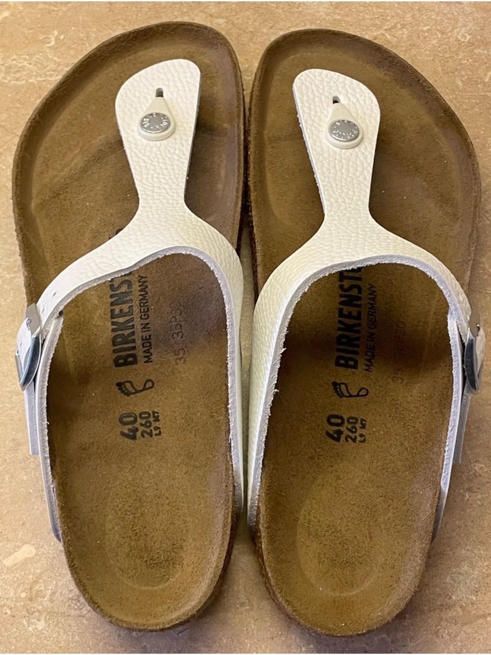 Birkenstock White Gizeh Suede Footbed Sandals NWOT